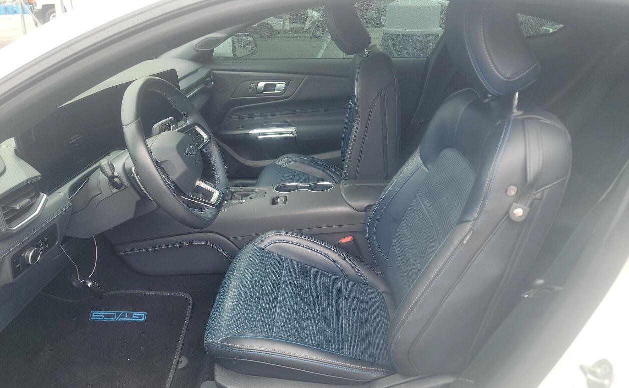 Used 2024 Ford Mustang GT Premium RWD image 4