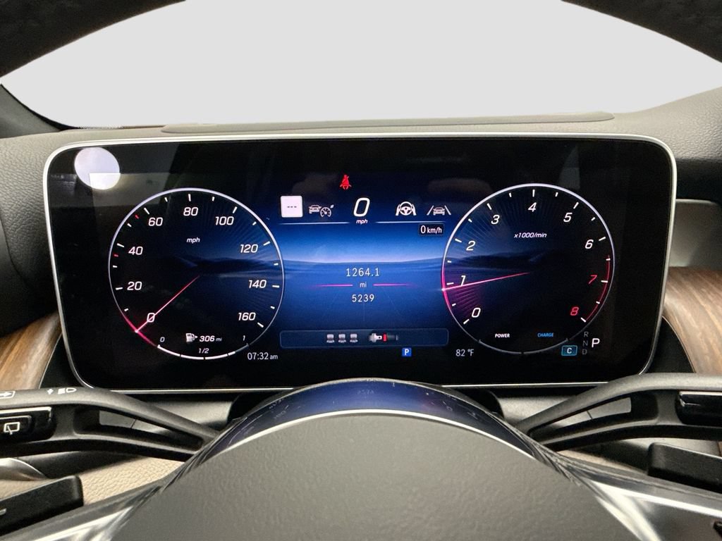 Certified 2026 Mercedes-Benz GLC 300 image 32