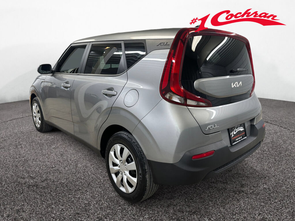 Used 2022 Kia Soul LX FWD image 18