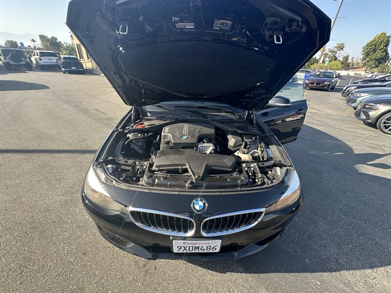 Used 2016 BMW 328i Gran Turismo xDrive AWD/4WD image 22