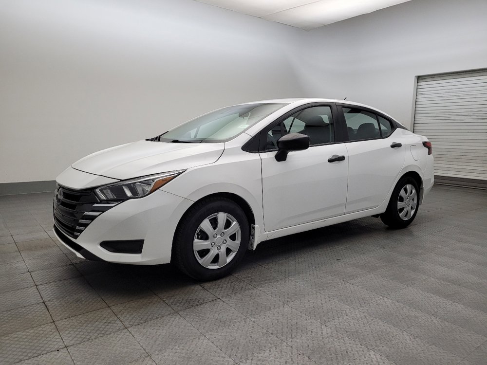 Used 2024 Nissan Versa S w/ Trunk Package image 2