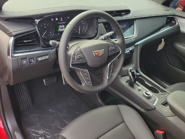 New 2026 Cadillac XT5 Premium Luxury w/ LPO, ONYX Package AWD/4WD image 8