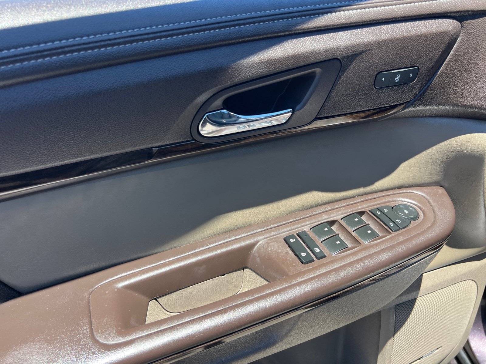 Used 2015 GMC Acadia Denali FWD image 13