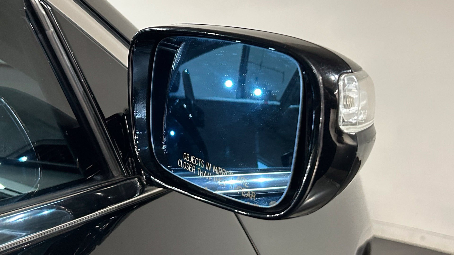 Used 2012 Acura ZDX w/ Technology Package AWD/4WD image 13