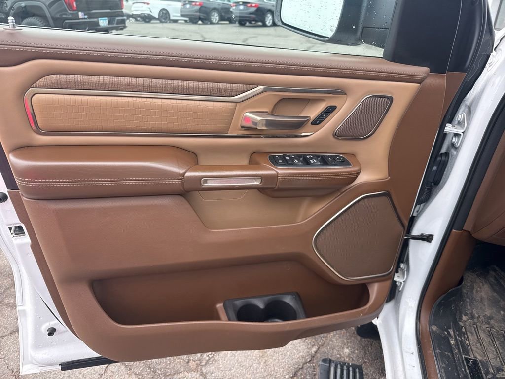 Used 2019 RAM 1500 Limited AWD/4WD image 18