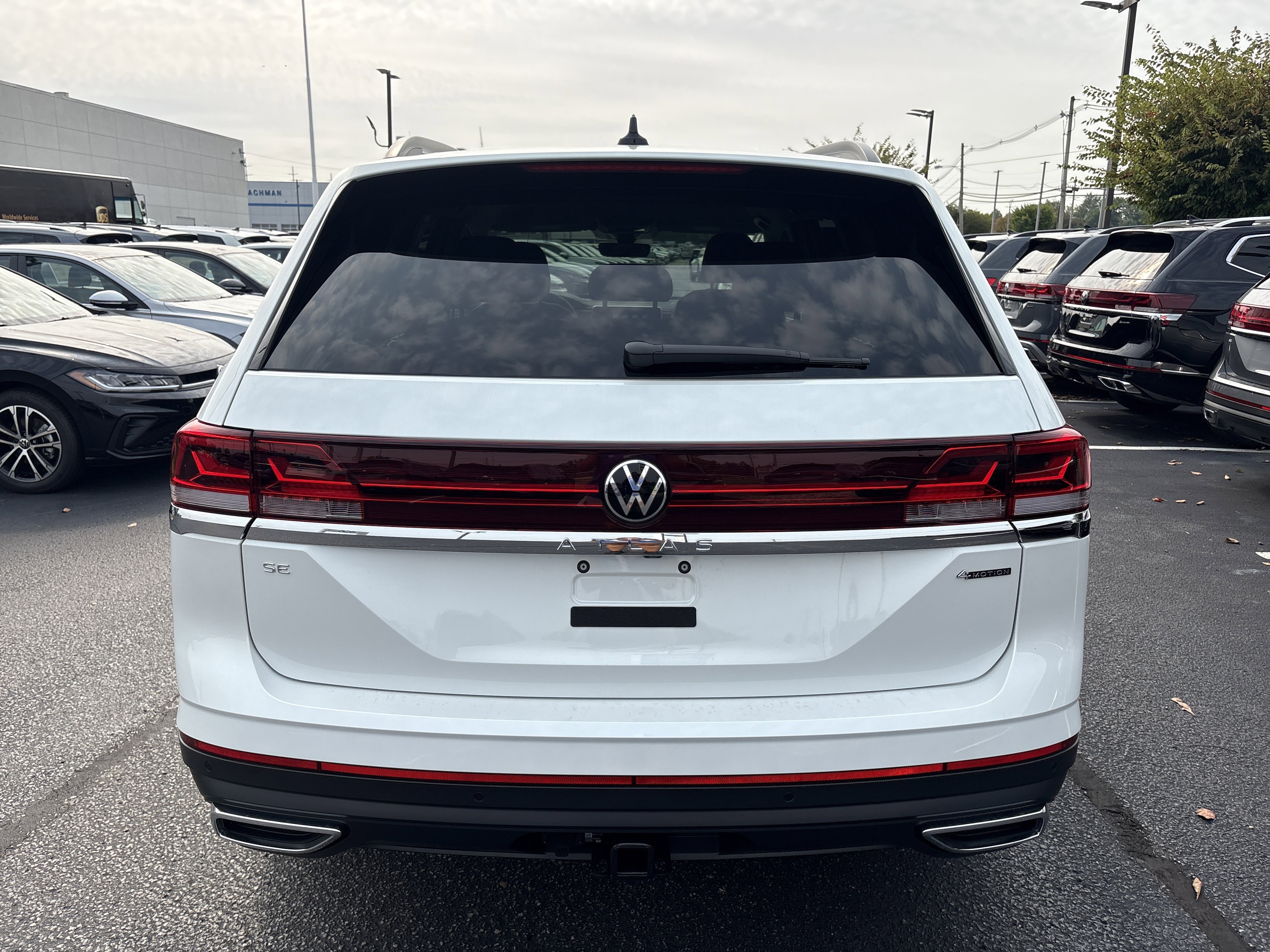 New 2026 Volkswagen Atlas SE image 6