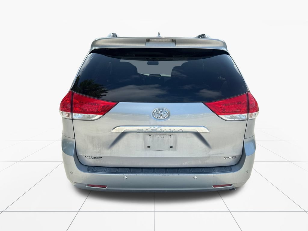 Used 2011 Toyota Sienna Limited FWD image 7