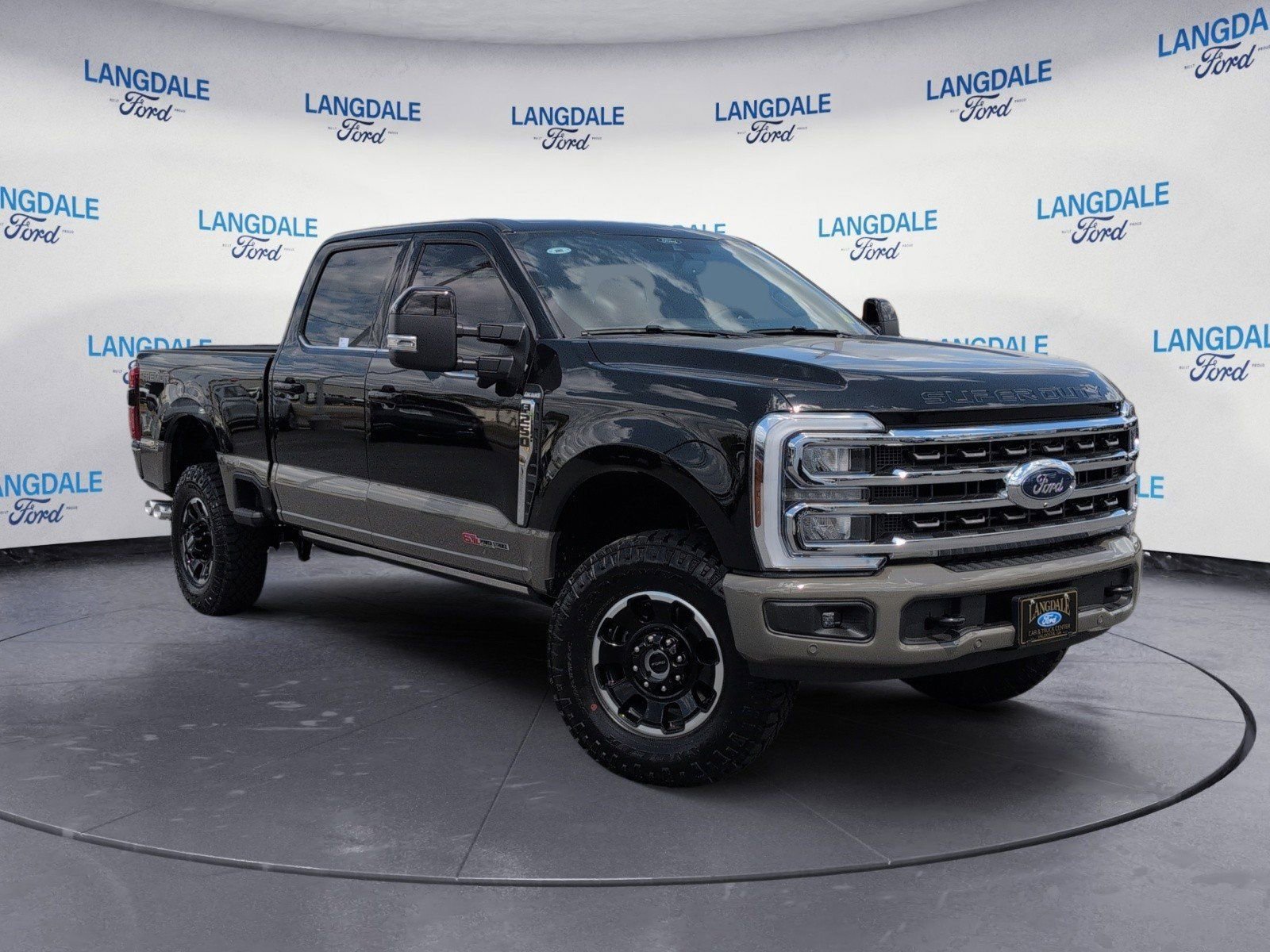 New 2026 Ford F250 4x4 Crew Cab Super Duty video 2