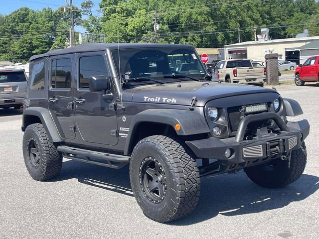 Used 2017 Jeep Wrangler Unlimited Sport w/ Max Tow Package AWD/4WD image 1