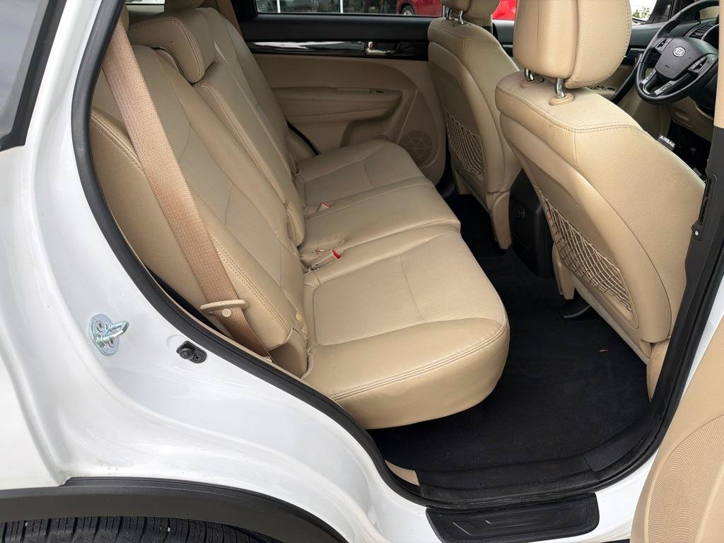 Used 2011 Kia Sorento EX FWD image 10