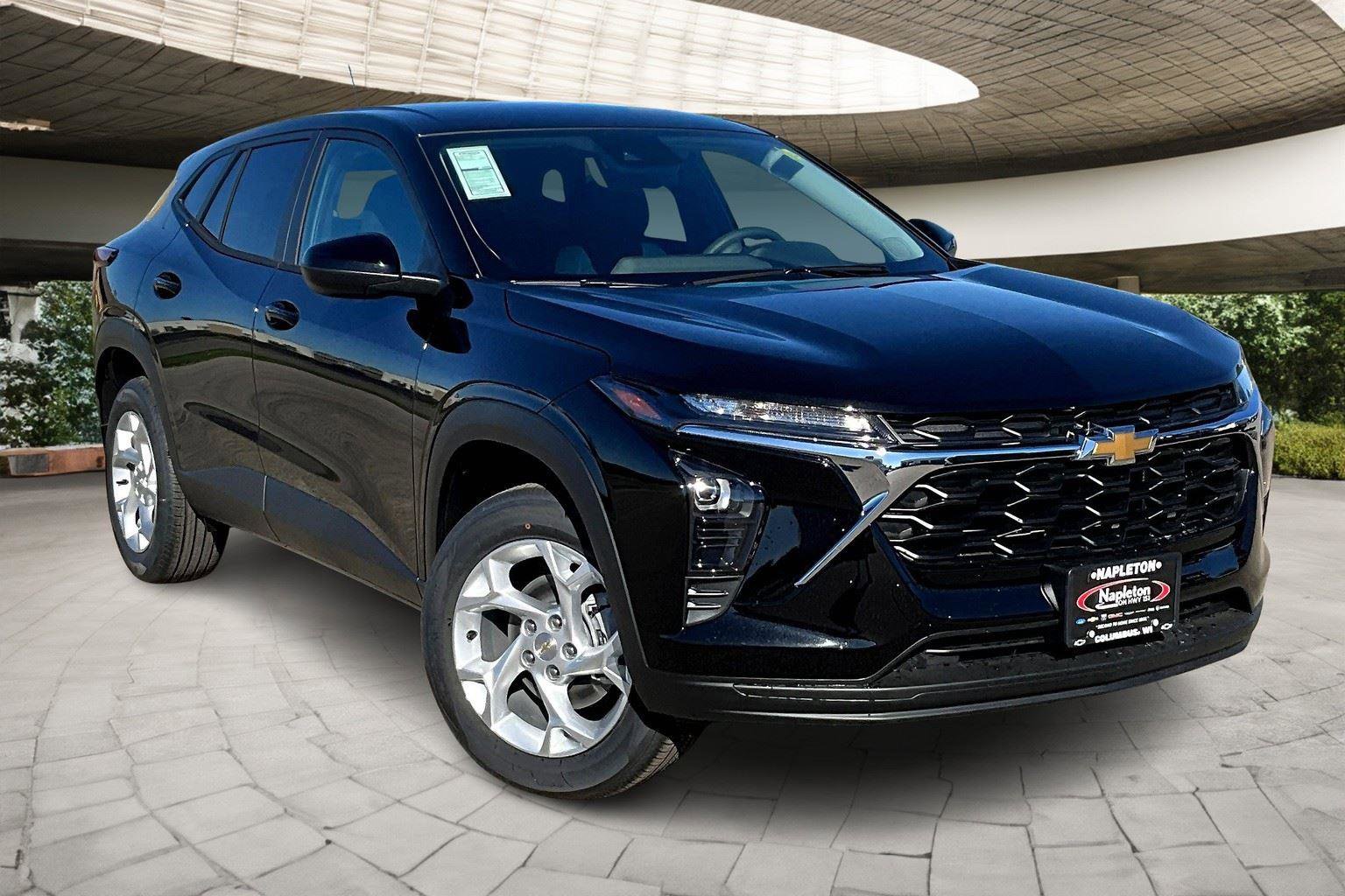 New 2026 Chevrolet Trax LS w/ LS Convenience Package image 2