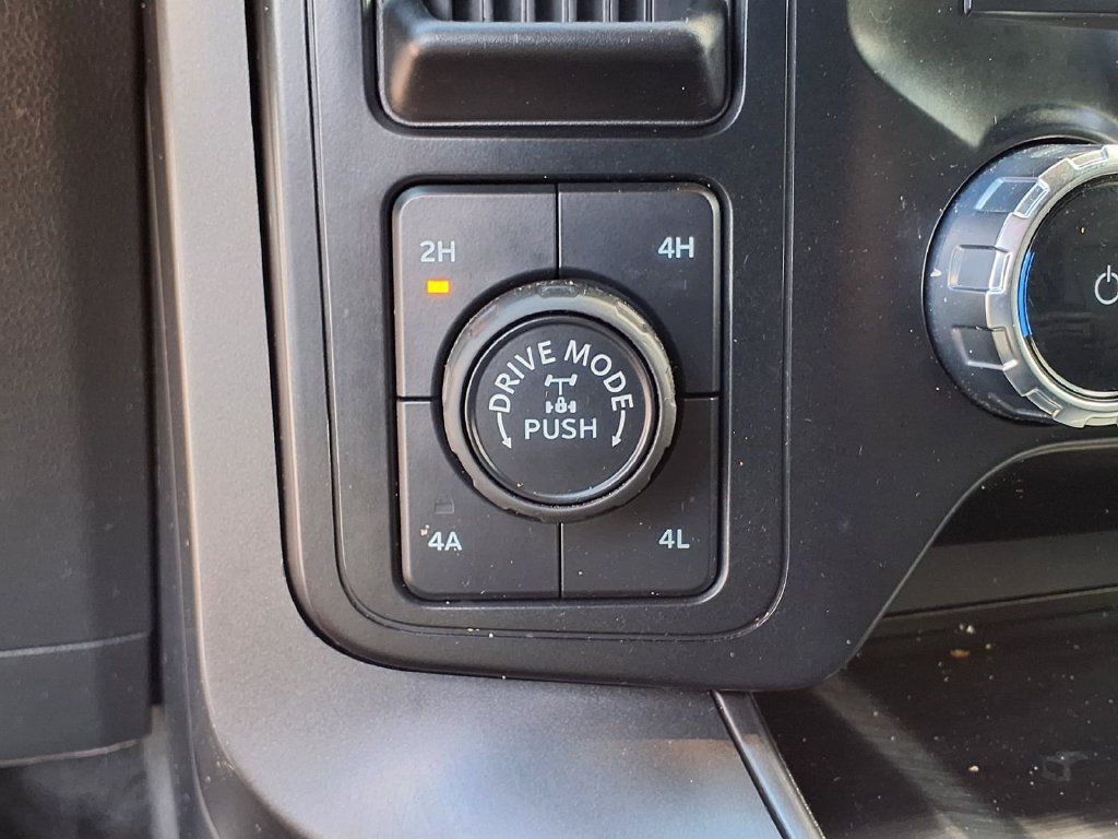 Used 2024 Ford F150 Lariat w/ Equipment Group 502A High AWD/4WD image 31