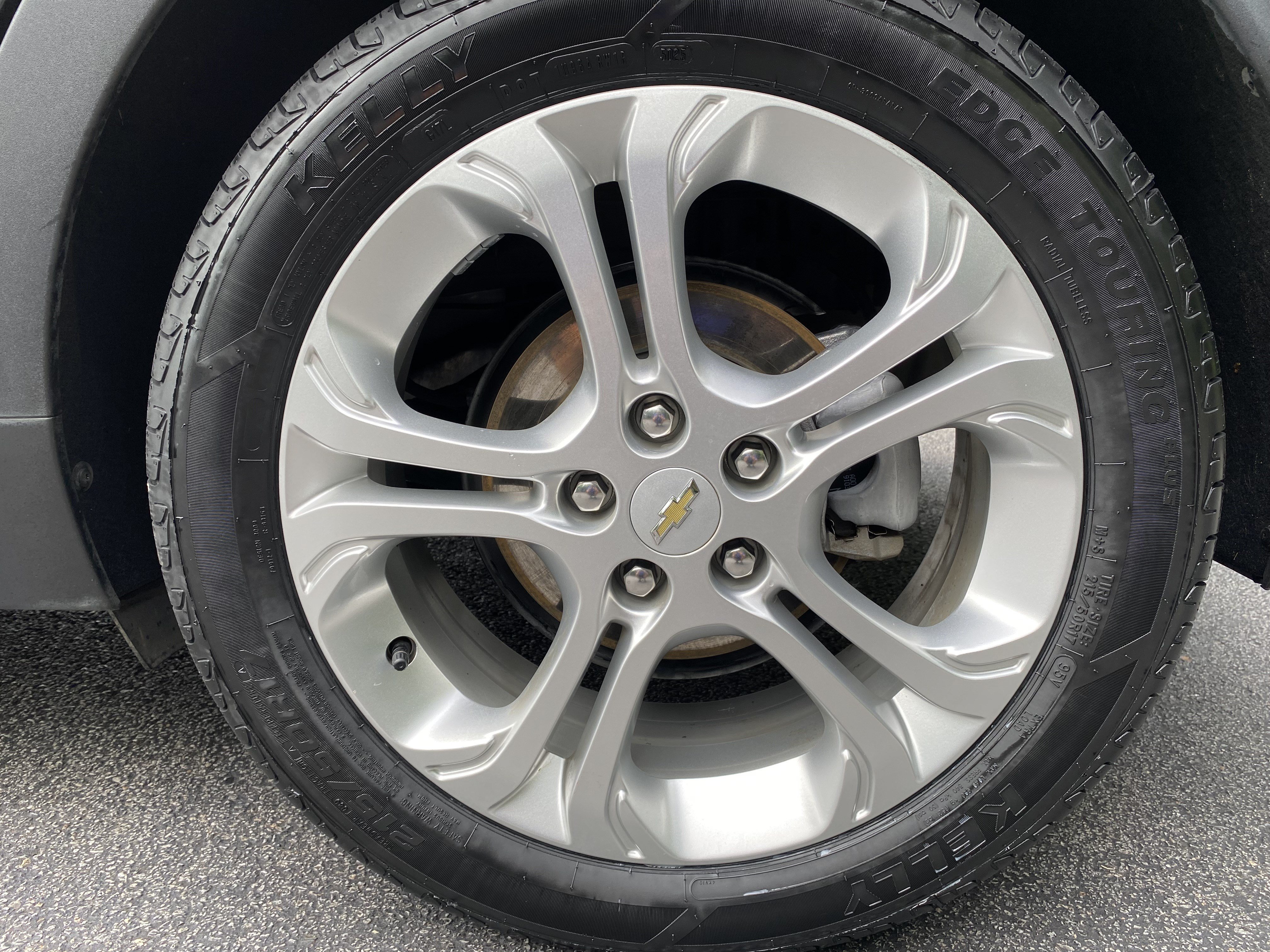 Used 2020 Chevrolet Bolt LT FWD image 39