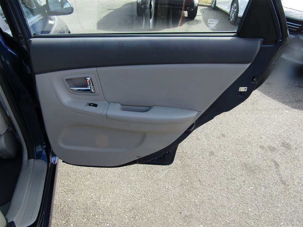 Used 2009 Kia Spectra EX image 19