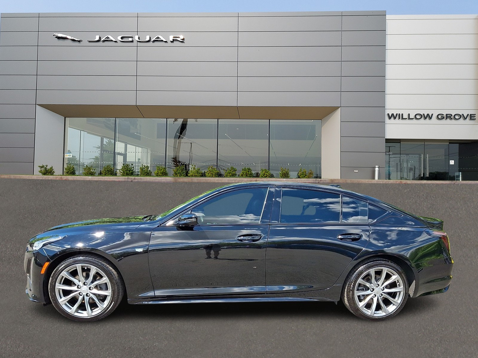 Used 2023 Cadillac CT5 Sport w/ Super Cruise 1 Package AWD/4WD image 6