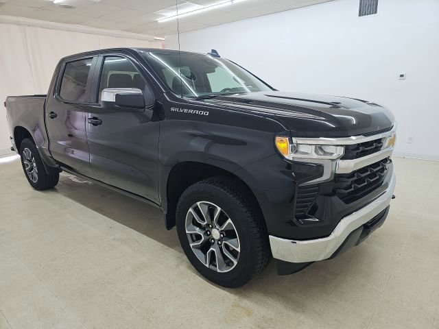 Used 2023 Chevrolet Silverado 1500 LT image 30