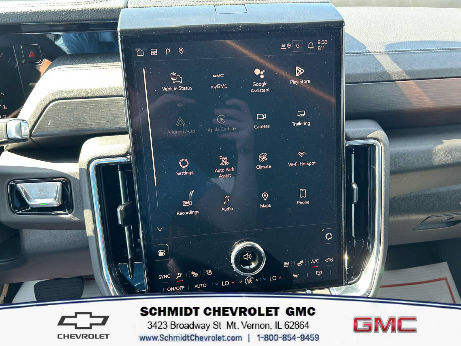 New 2026 GMC Yukon Denali AWD/4WD image 11