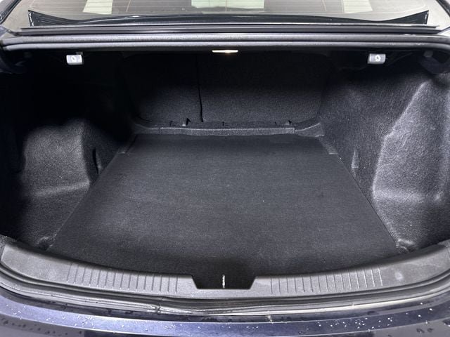 Used 2023 Chevrolet Malibu LT FWD image 27