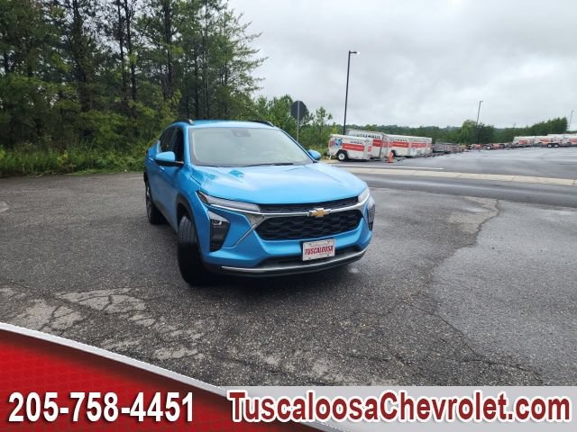 Used 2025 Chevrolet Trax LT w/ Driver Confidence Package FWD image 6