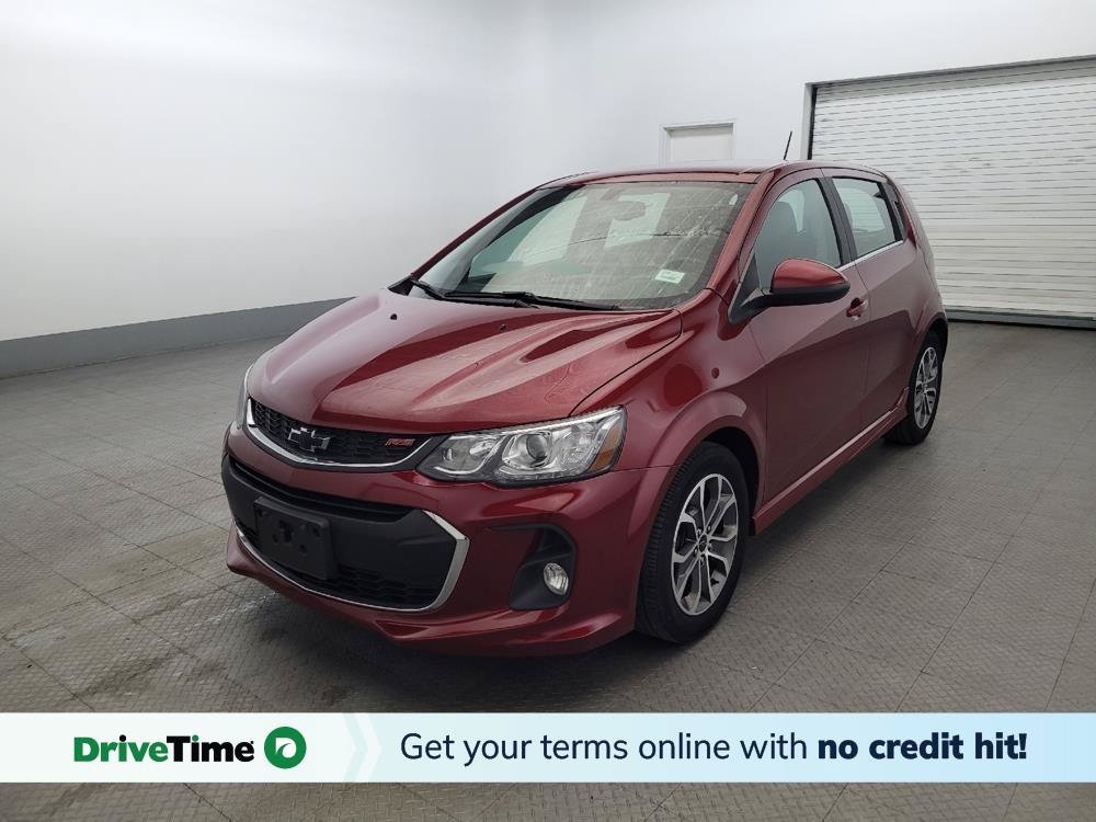 Used 2018 Chevrolet Sonic LT FWD image 1