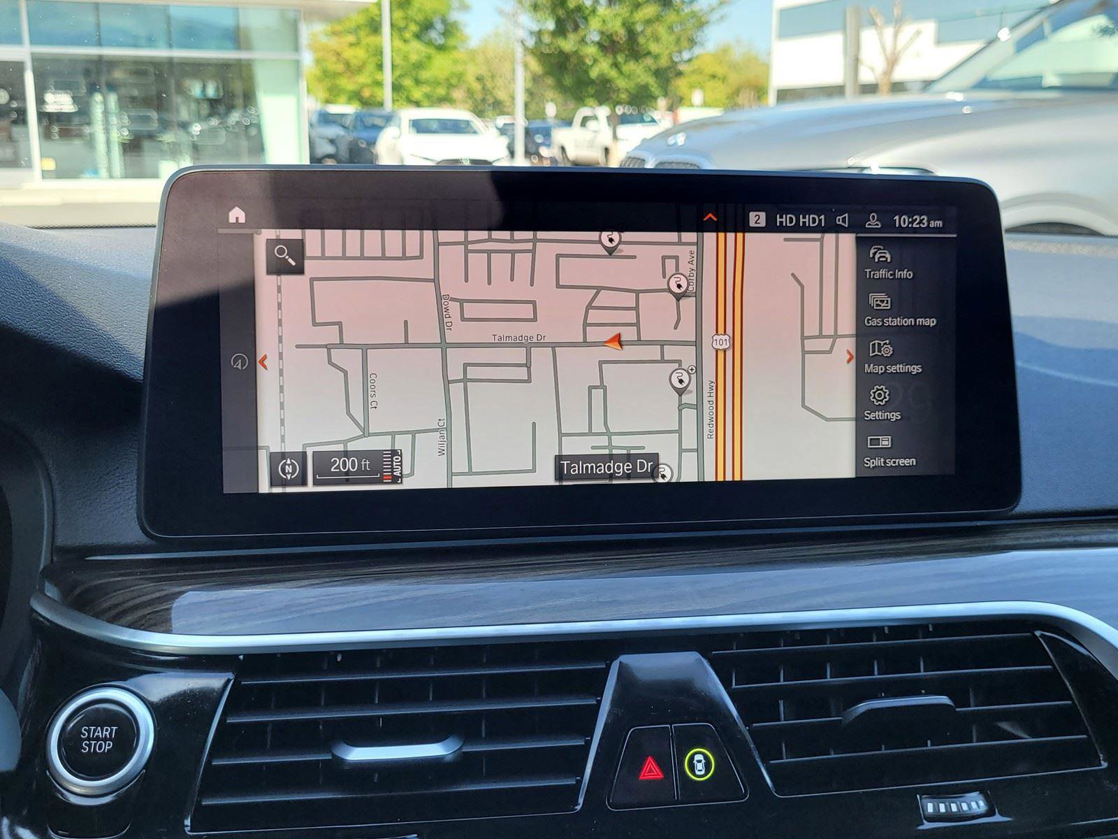 Used 2021 BMW 530e w/ Parking Assistance Package RWD image 14