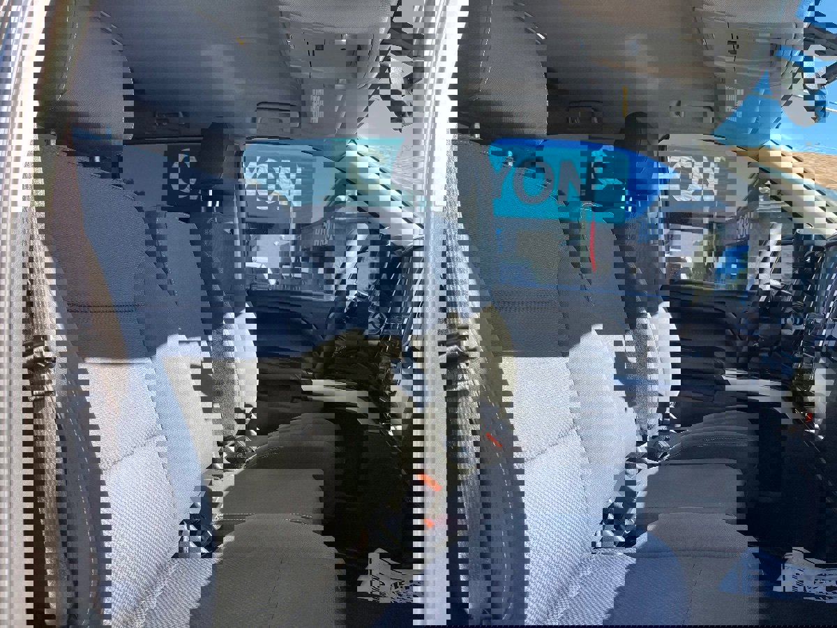 Used 2018 Chevrolet Silverado 1500 LT w/ All Star Edition AWD/4WD image 34