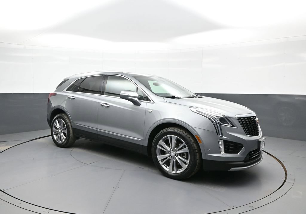 Used 2023 Cadillac XT5 Premium Luxury w/ Technology Package image 4