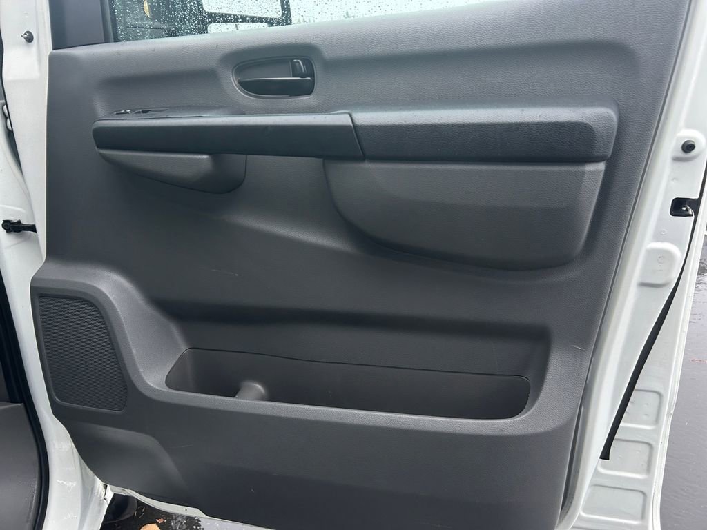 Used 2014 Nissan NV 3500 SL w/ Technology Package image 25