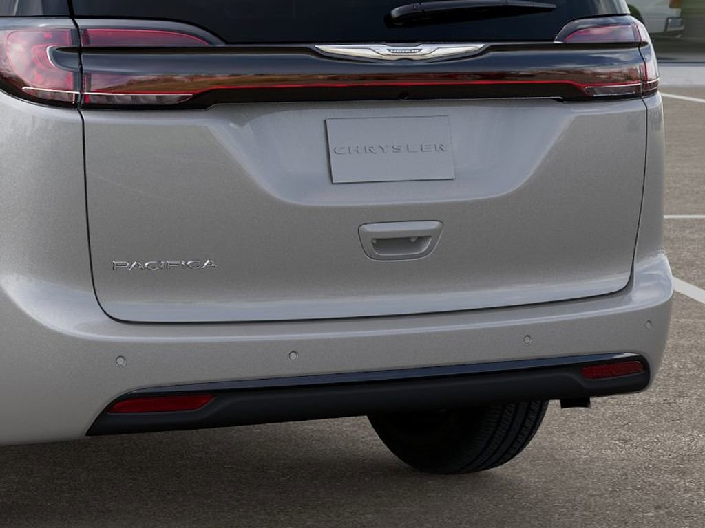 New 2026 Chrysler Pacifica Select image 13