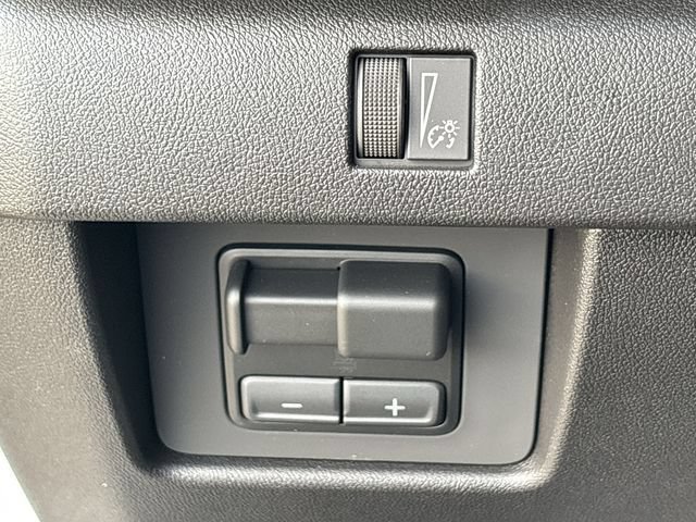 New 2026 GMC Canyon Elevation w/ Convenience Package RWD image 17