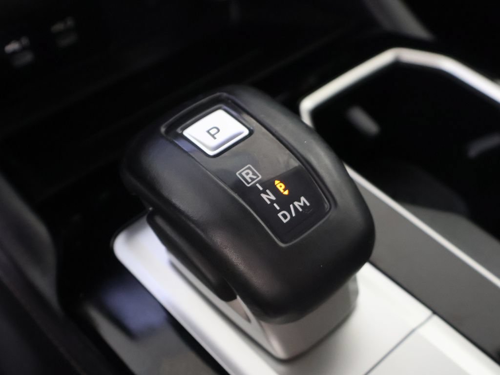 Used 2025 Mitsubishi Outlander SE FWD image 48