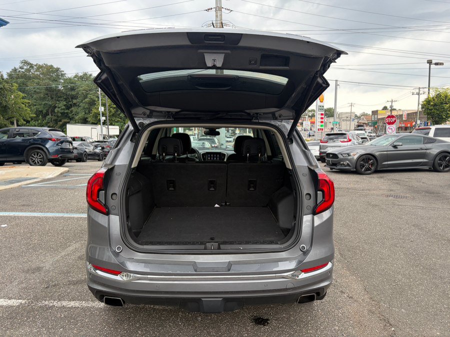 Used 2020 GMC Terrain Denali w/ Denali Premium Package AWD/4WD image 31