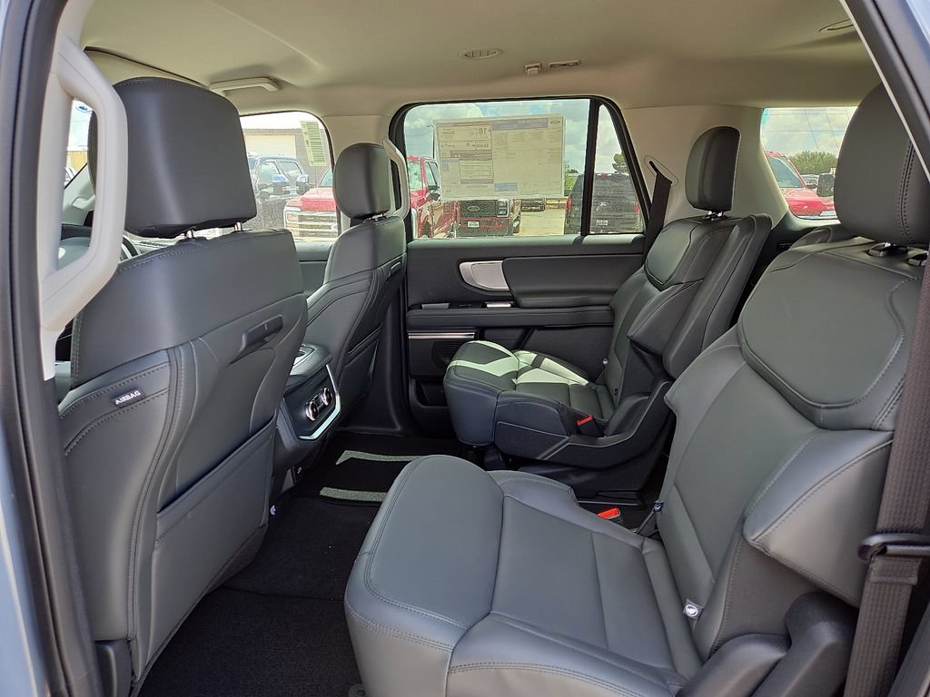 New 2027 Ford Expedition Max Active RWD image 15