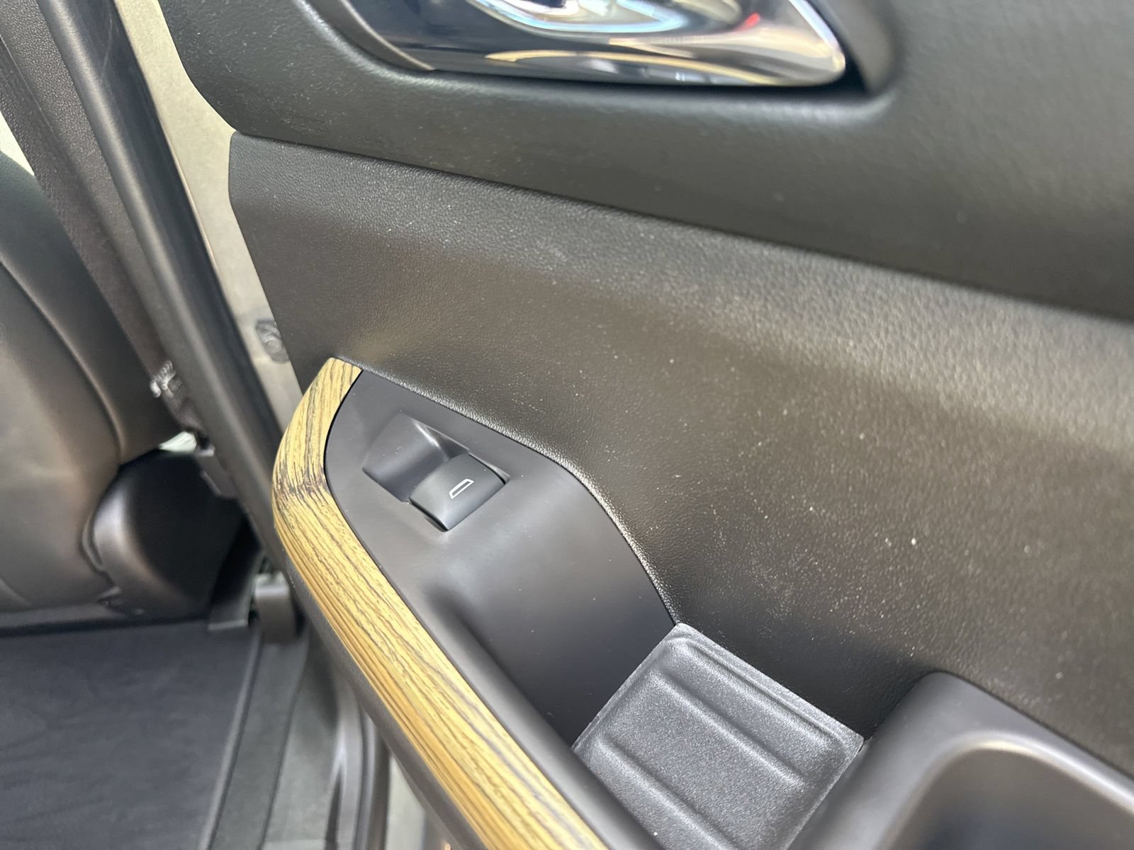 Used 2018 GMC Acadia Denali AWD/4WD image 38