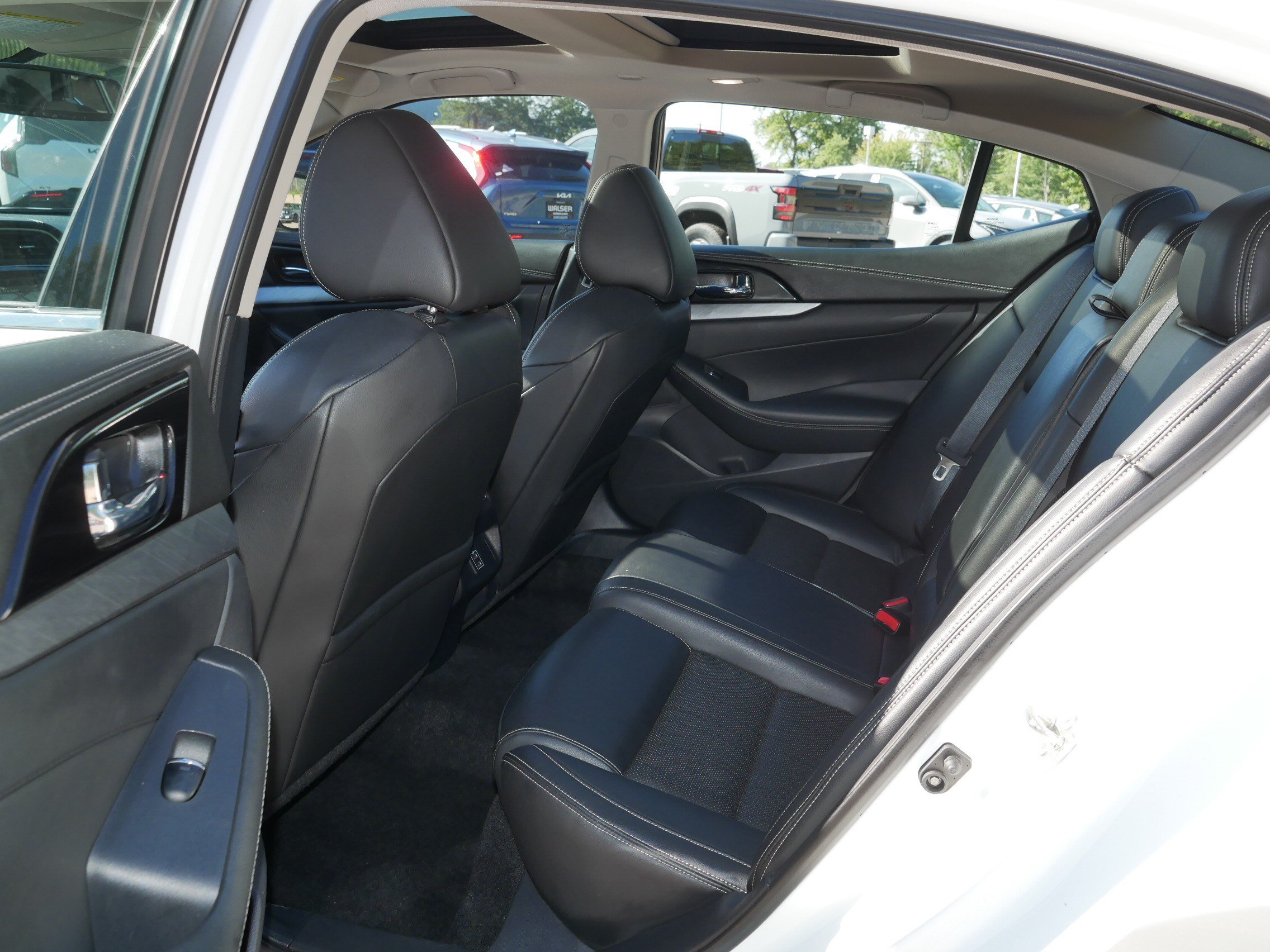 Certified 2018 Nissan Maxima 3.5 SL FWD image 35