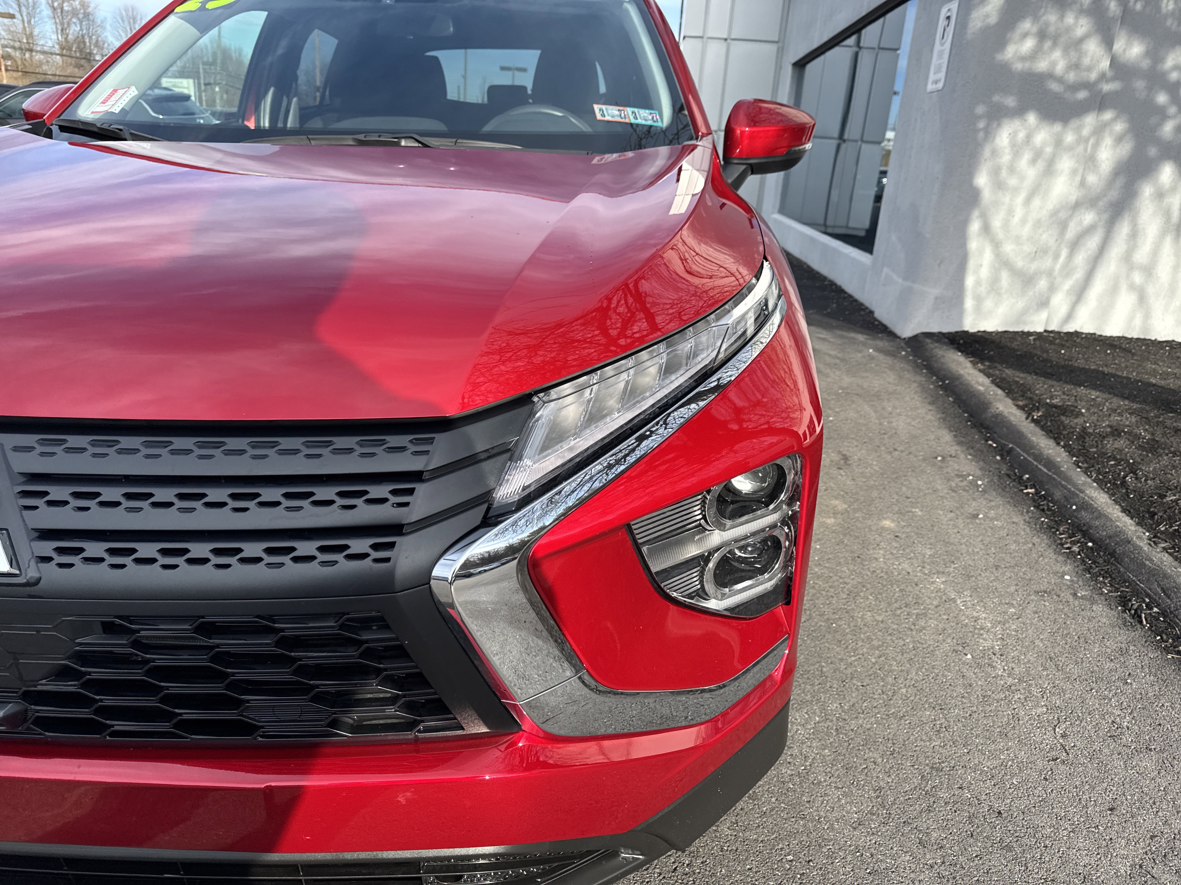 Used 2025 Mitsubishi Eclipse Cross ES image 10