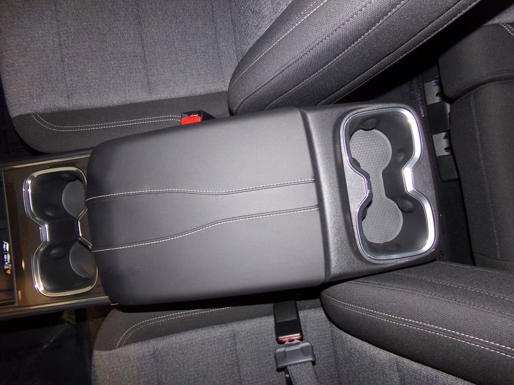 New 2025 GMC Acadia Elevation image 20