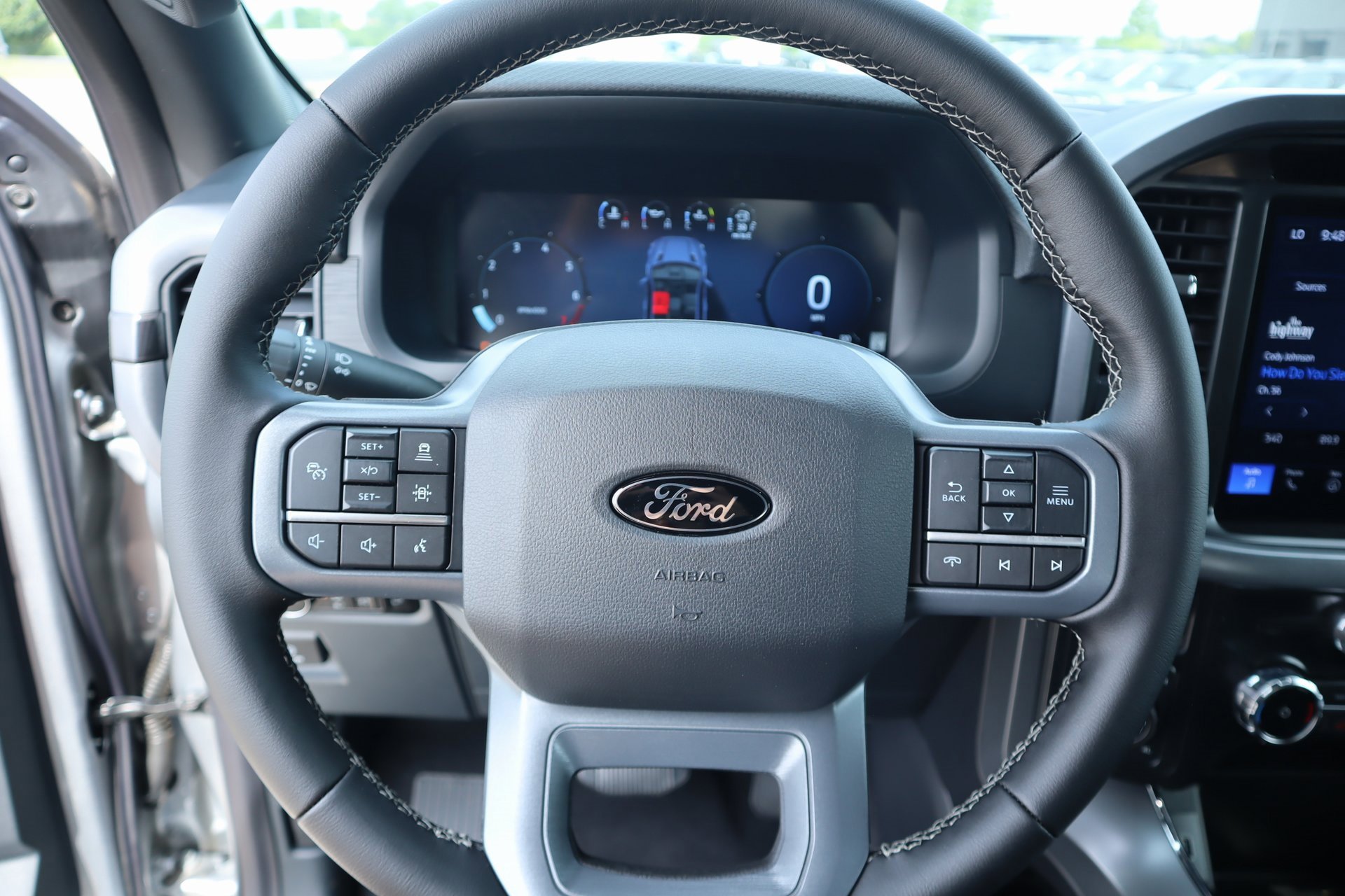 New 2025 Ford F150 XLT w/ Equipment Group 302A MID image 3