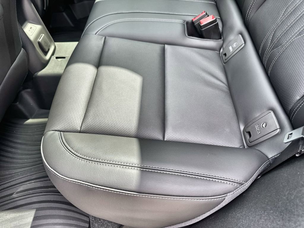 New 2026 Buick Envision Avenir image 17