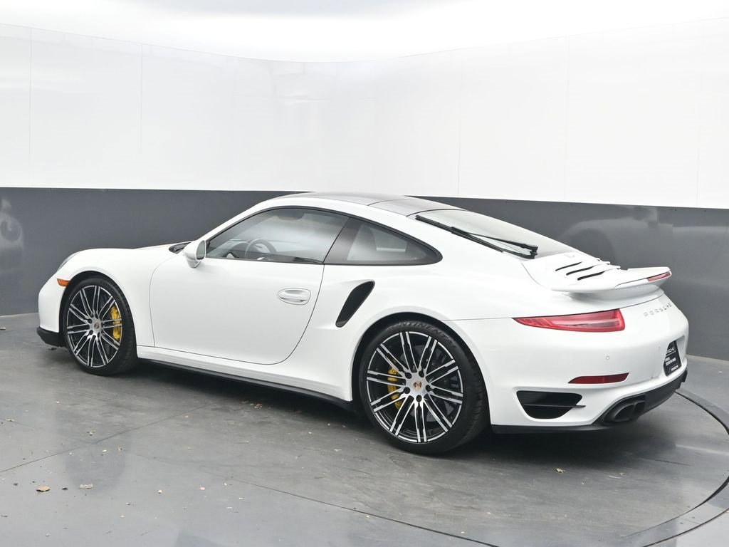 Used 2014 Porsche 911 Turbo S image 3