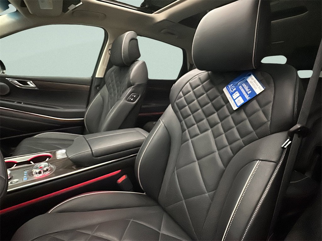 Certified 2025 Genesis GV80 3.5T Prestige image 11