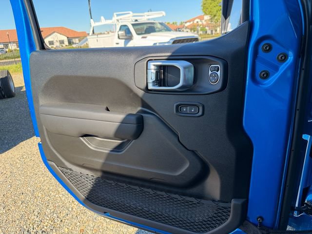 New 2026 Jeep Gladiator Sport AWD/4WD image 14