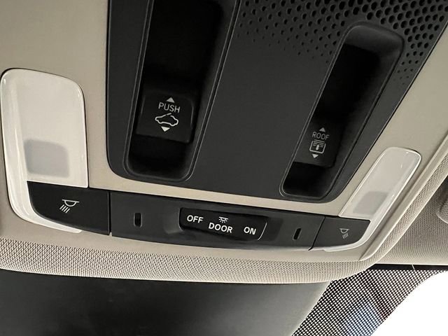 New 2025 Honda Pilot Touring image 27