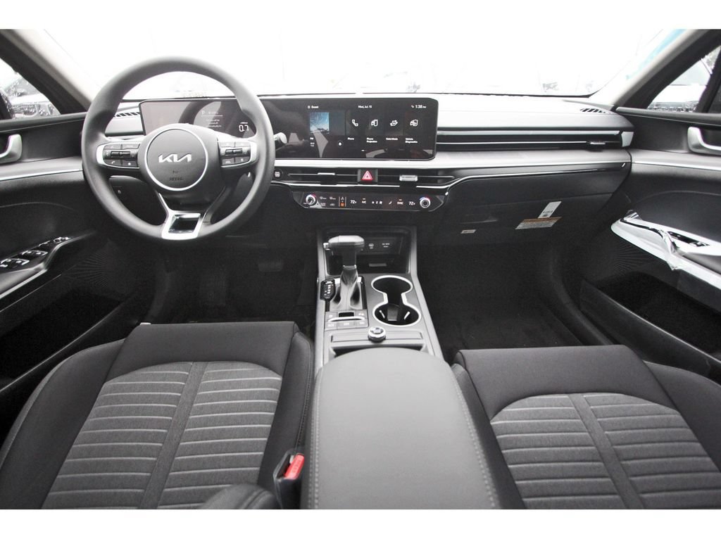 New 2026 Kia K5 LXS FWD image 9