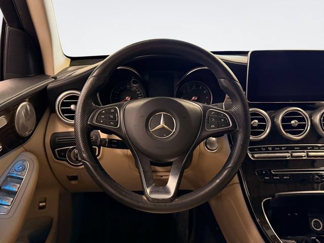 Used 2017 Mercedes-Benz GLC 300 4MATIC image 14