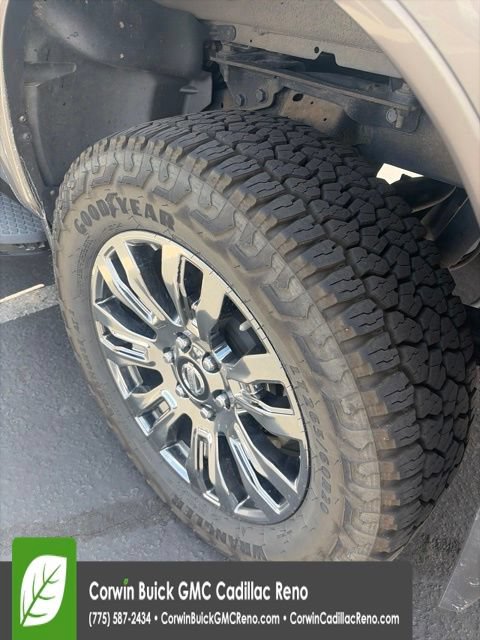 Used 2019 Nissan Titan Platinum Reserve w/ Platinum Utility Package AWD/4WD image 11