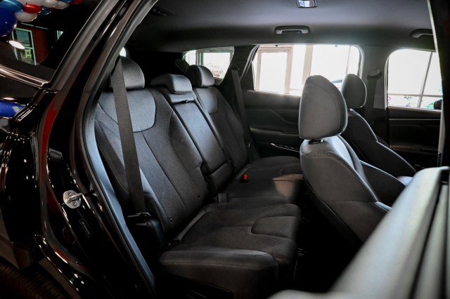 Used 2019 Hyundai Santa Fe SEL AWD/4WD image 22