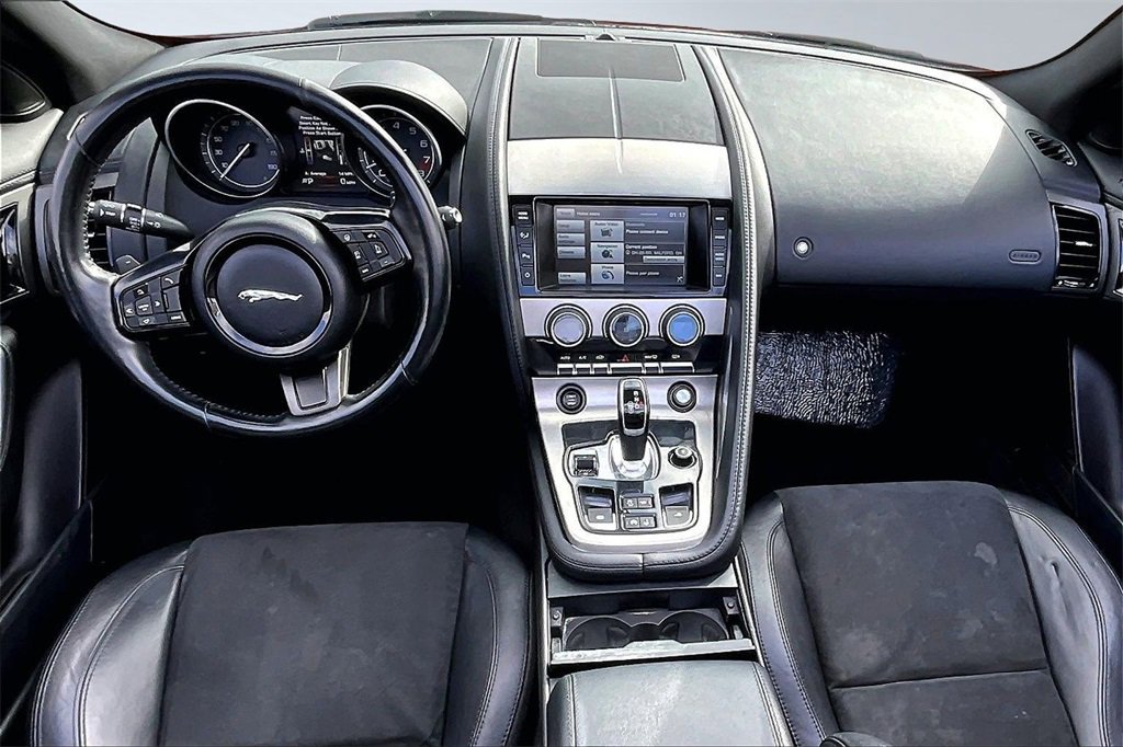 Used 2015 Jaguar F-TYPE Convertible image 16
