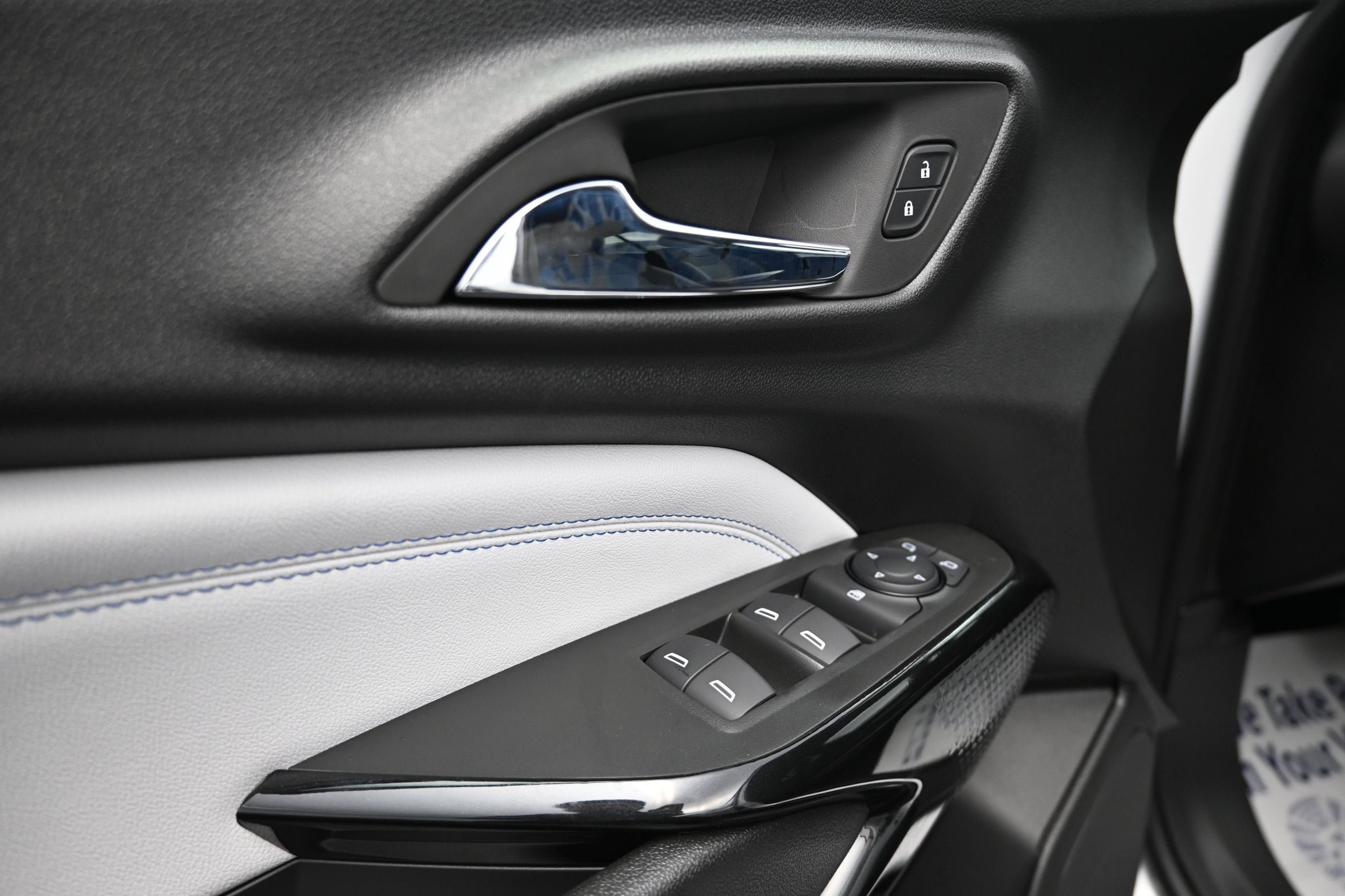 New 2026 Chevrolet Trax LT w/ Driver Confidence Package FWD image 26