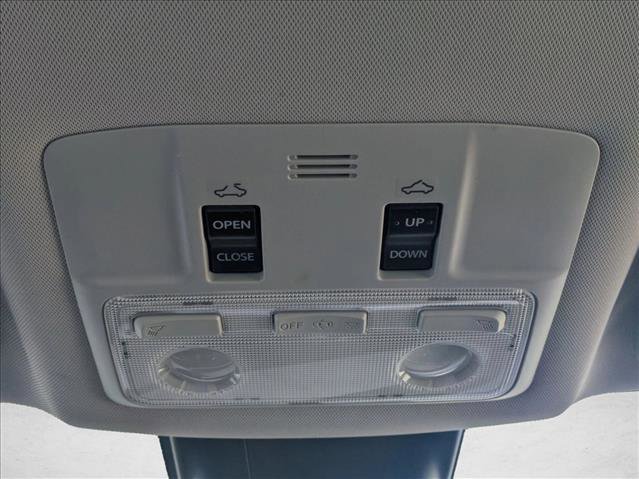 Used 2018 Toyota Corolla XLE FWD image 21
